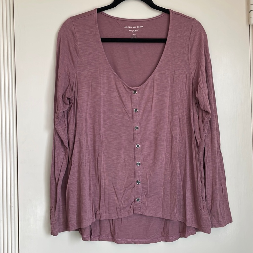 AE Top in Good Condition!